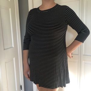 Black and White Striped Long Sleeve T-shirt Dress